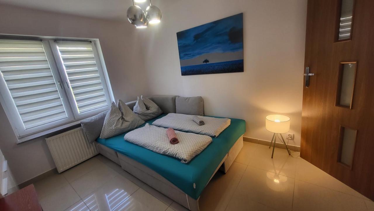 Apartamenty Rest Studio Self Check-In 24H Битом Екстериор снимка