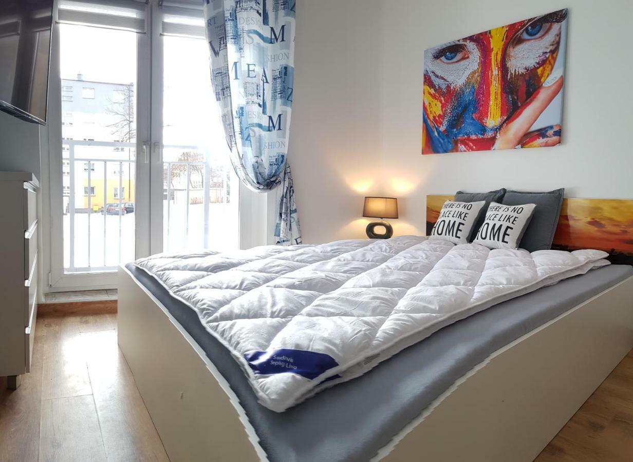 Apartamenty Rest Studio Self Check-In 24H Битом Екстериор снимка
